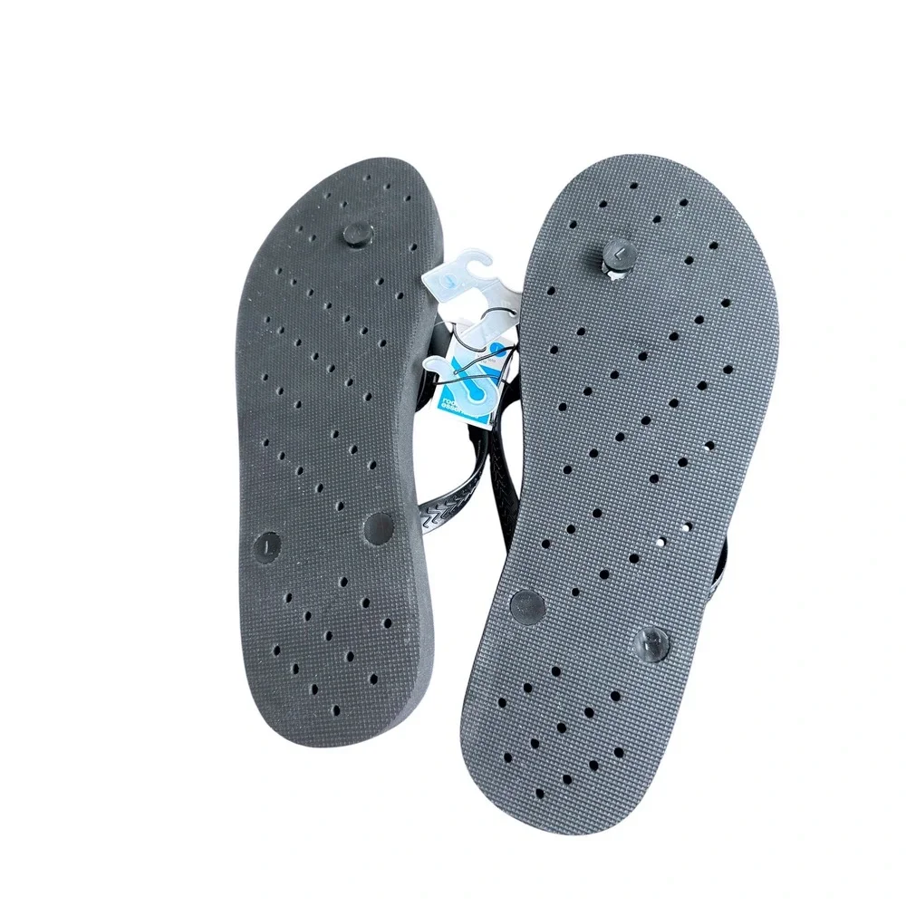 Room Essentials Set of 2  Black Shower Shoes Flip Flops Mens 11/12 Womens 13